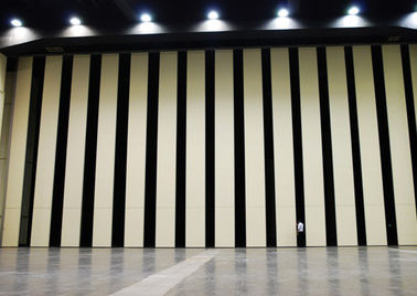 Сползающ доску МДФ + алюминиевый деревянный рассекатель комнаты 65 мм толщины