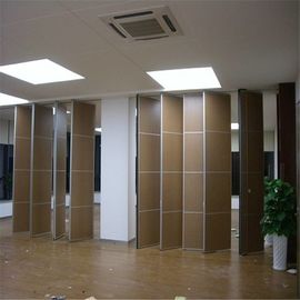 Двери деревянной перегородки меламина поверхностные, передвижные складывая рассекатели комнаты