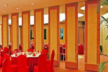 Стены раздела Малайзия ресторана передвижные деревянные звукоизоляционные складывая сползая