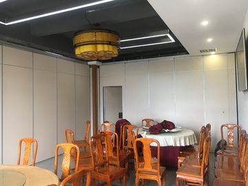 Рассекатели комнаты меламина поверхностные действующие акустические для ресторана/сползать стену раздела