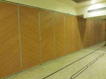 Стены раздела гостиницы бального зала деревянные сползая акустические с одиночным/двойной дверью