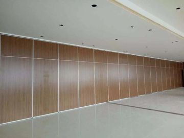 Обшейте панелями высоту пол 6 м к рассекателям комнаты потолка/акустическим разделам офисной мебели