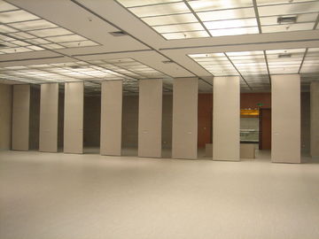 Система двери складчатости передвижной поверхности ткани стены раздела офиса следа алюминиевая
