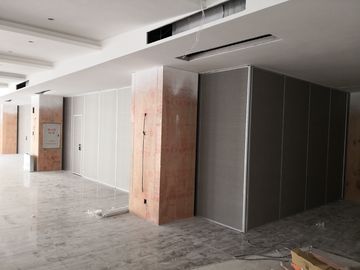 Пол меламина поверхностный к разделам комнаты потолка складывая для конференц-зала