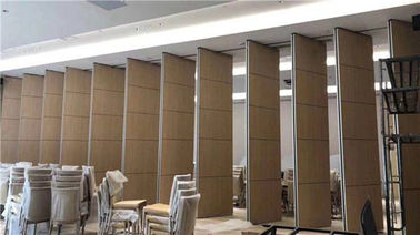 Алюминиевый звуковой барьер огораживает стену раздела зал свадьбы сползая двери складчатости для гостиницы