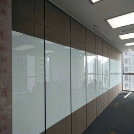 Движимость Дизайнеров Компании сползая звукоизоляционную стену раздела для конференц-зала офиса