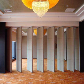 Складывая деревянная звукоизоляционная акустическая передвижная сползая стена раздела комнаты для аудитории