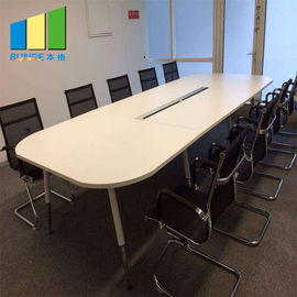 Современная таблица конференц-зала ламината меламина доски МФК офисной мебели установленная