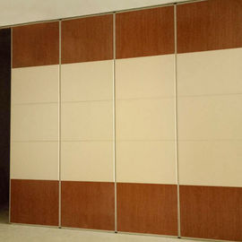 Стена раздела передвижных рассекателей стены звукоизоляционная сползая складывая для Веддинг Халл