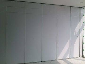 Раздел стены звукоизоляционной панели Диннинг Халл гостиницы передвижной действующий с дверью пропуска