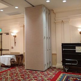 Звукоизоляционная складывая и сползая стена раздела двери комнат стен для банкета Халл гостиницы