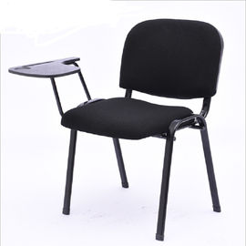 Голубой эргономический стул офиса, конференц-зал или посещая стулья комнаты без колес