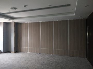 Раздел стены современного коммерчески конференц-зала рассекателя мебели передвижного звукоизоляционного складывая