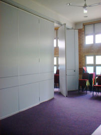 Современный офис сползая складывая стену раздела, акустический рассекатель комнаты