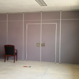 Передвижная стена разделов офиса дизайна звукоизоляционная действующая для выставочного центра