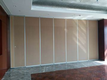 Цена рассекателя комнаты разделов черни конференц-зала складывая сползая декоративная акустическая