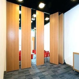 Стена раздела акустической панели акустической внутренней складчатости конференц-зала декоративная передвижная