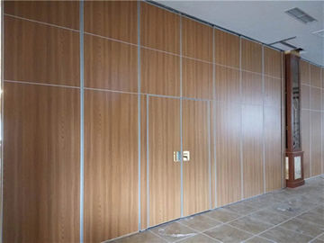 Обшейте панелями толщину 65 мм сползая стены раздела алюминиевого следа деревянные складывая для класса
