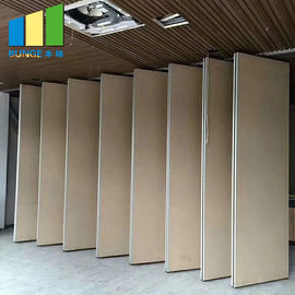 Передвижные акустические стены раздела сползая складывая разделы для выставочного зала