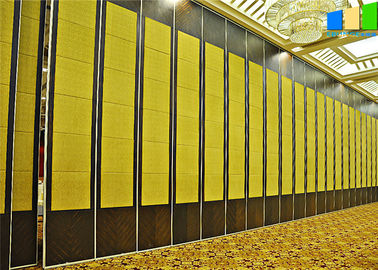 Поверхности крышки ткани или кожи сползая рассекатель комнаты стен раздела для гостиницы