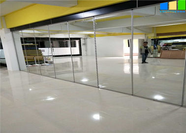 Стена раздела поверхностной звукоизоляционной передвижной панели зеркала складывая для комнаты танца спортзала