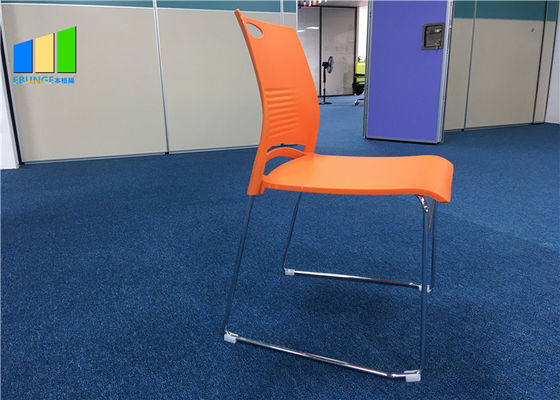 Стул посетителя офиса полипропилена пластиковый подгонял Stackable тренируя стулья