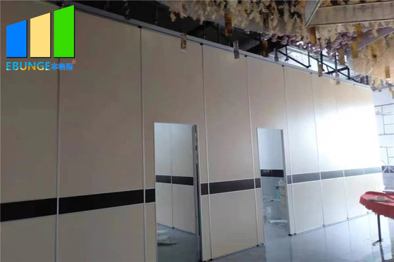 Установленный потолком раздел офиса рассекателей комнаты смертной казни через повешение системы акустический
