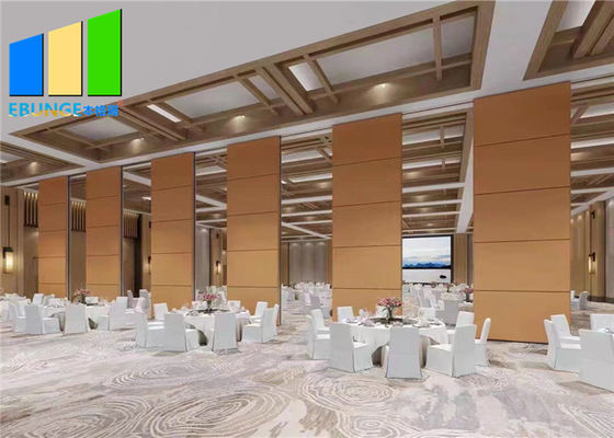 Алюминиевая перемещаемая перегородка